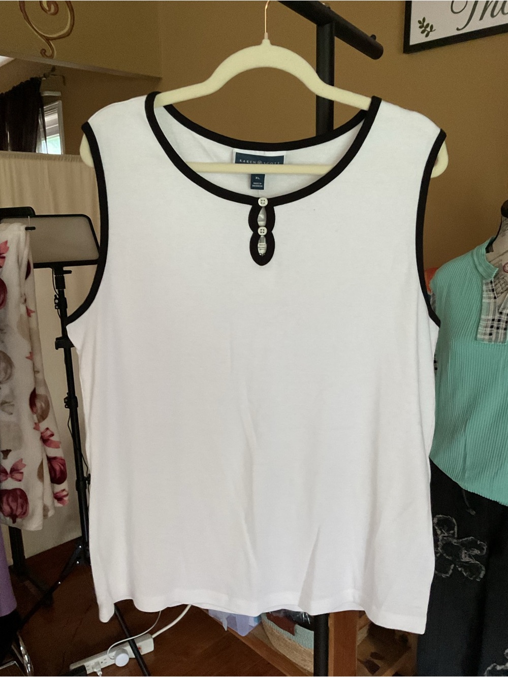 Karen Scott White Sleeveless Top with Black Trim and Button Accent